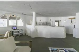 Mari del Sud Resort, Vulcano Porto