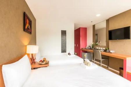 Baron Residence Bangkok - 42