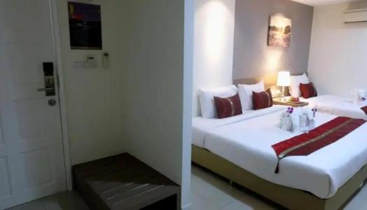 Baron Residence Bangkok - 26