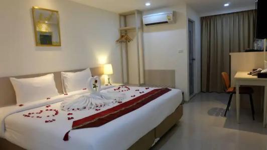 Baron Residence Bangkok - 84