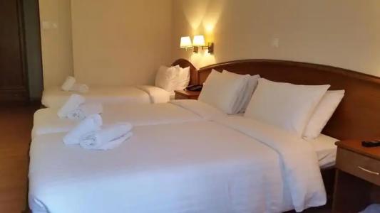 Xenios Dias Boutique - 63