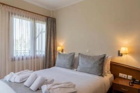 Xenios Dias Boutique - 2