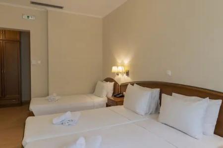 Xenios Dias Boutique - 34