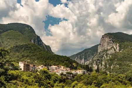 Xenios Dias Boutique - 76