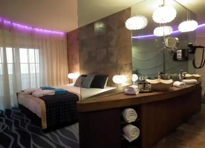 Cascade Resort & Spa - 32