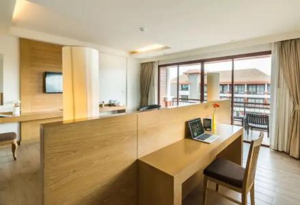 Ayrest Hua Hin - 112