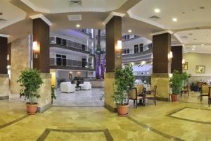 My Home Sky Hotel, Avsallar