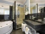 Deluxe Double room with view
