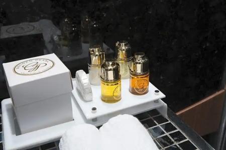 Golden Pearl Boutique - 28