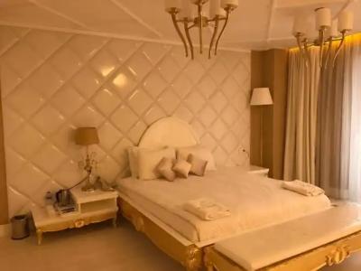 Golden Pearl Boutique - 45