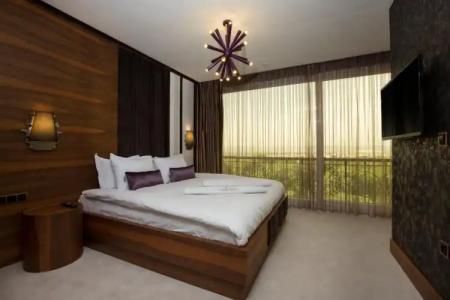 Golden Pearl Boutique - 66