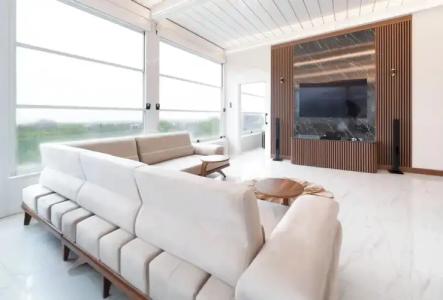 Golden Pearl Boutique - 38