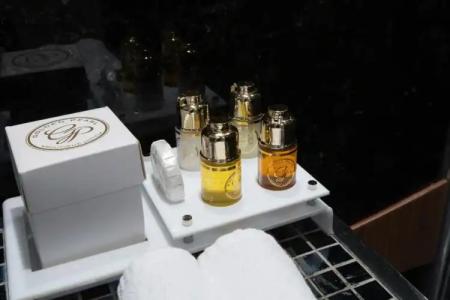 Golden Pearl Boutique - 36