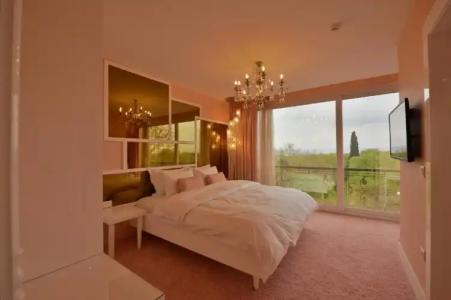 Golden Pearl Boutique - 68