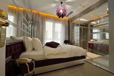 Golden Pearl Boutique - 31