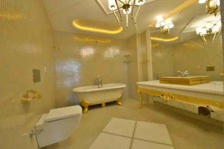 Golden Pearl Boutique - 47