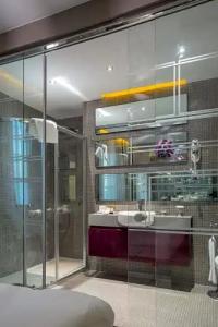 Golden Pearl Boutique - 30