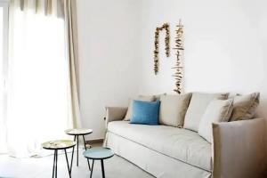Apartment «Milis Houses», Adamas