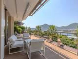 4 Bedrooms Residence with garden view