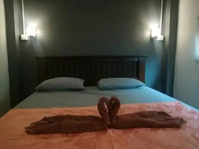 Cashew Nut Bungalow, Ko Mook - 27