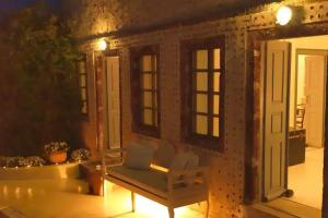 OIA UNIQUE HOMES by K&K Guest house