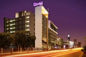 PLAAI Prime Hotel, Formerly D Varee Diva Central