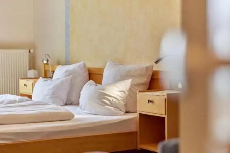 MoselWeinhaus Simon `Sauna`Restaurant`ELadesäule - 64