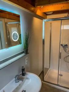 MoselWeinhaus Simon `Sauna`Restaurant`ELadesäule - 124