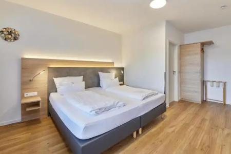 MoselWeinhaus Simon `Sauna`Restaurant`ELadesäule - 94