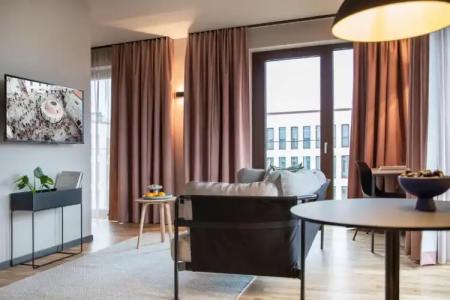 B&B Berlin-Airport - 84