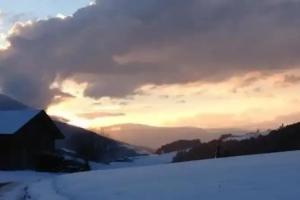 Garni Alpengluhn, Funes