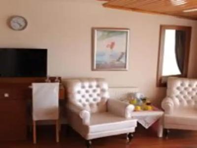 Ucem Golden Sea - 47