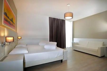 Marina Palace 4 stelle S - 64