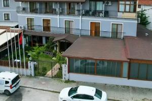 Iznik Hotel, Isnik