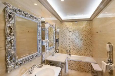 Palazzetto Madonna - 8