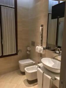 Palazzetto Madonna - 10