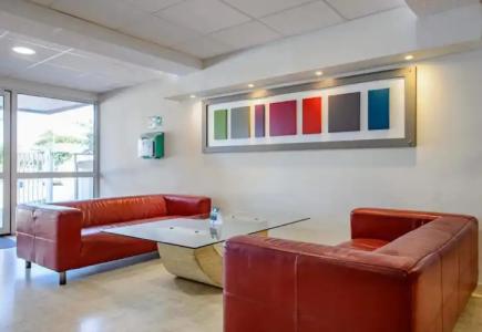 B&B Nîmes Ville Active, parking sécurisé gratuit - 2