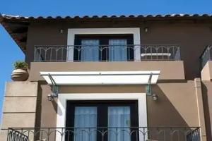 The Mini Beach Hotel, Kato Stalos
