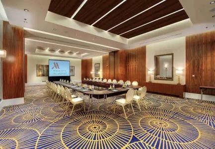 Marriott Executive Apartments Al Jaddaf, Dubai - 17