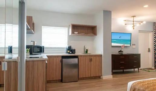 Oceanside and Suites - 55