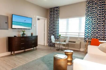 Oceanside and Suites - 64