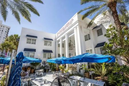 Oceanside and Suites - 34