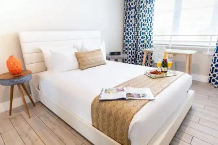 Oceanside and Suites - 59