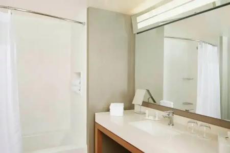 Courtyard by Marriott Lake George - 141