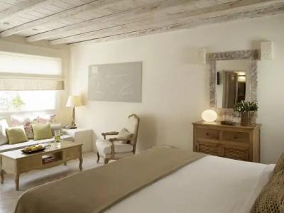 Vencia Boutique - 92