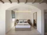 Kynthia Double Suite