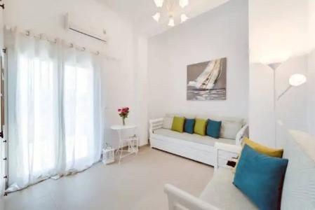 Queen of Santorini - 43