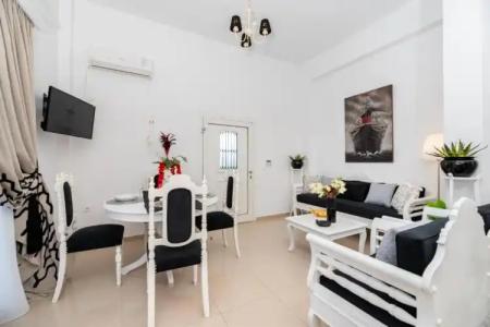 Queen of Santorini - 57