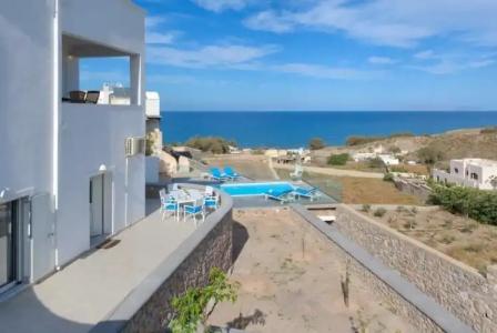 Queen of Santorini - 14