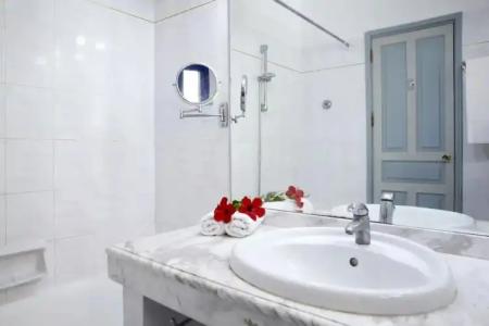 Sunshine Crete Beach - 40